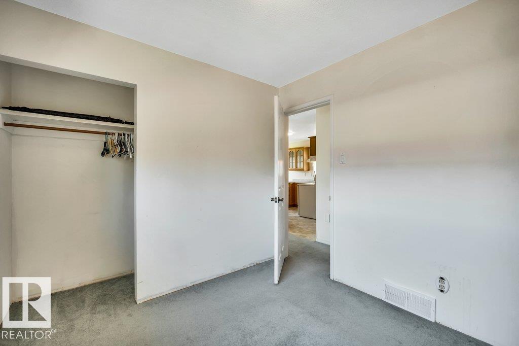 9 LINDEN ST S - Image 21