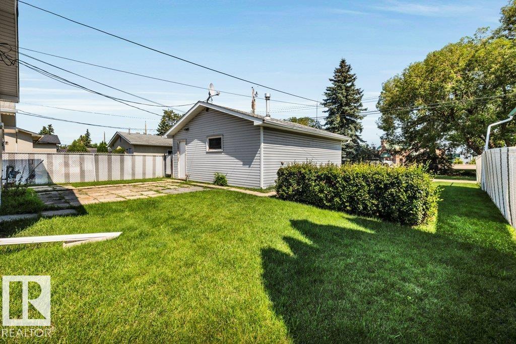 9 LINDEN ST S - 38
