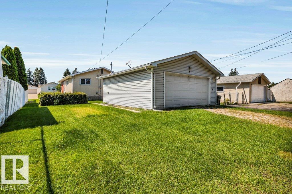 9 LINDEN ST S - 39
