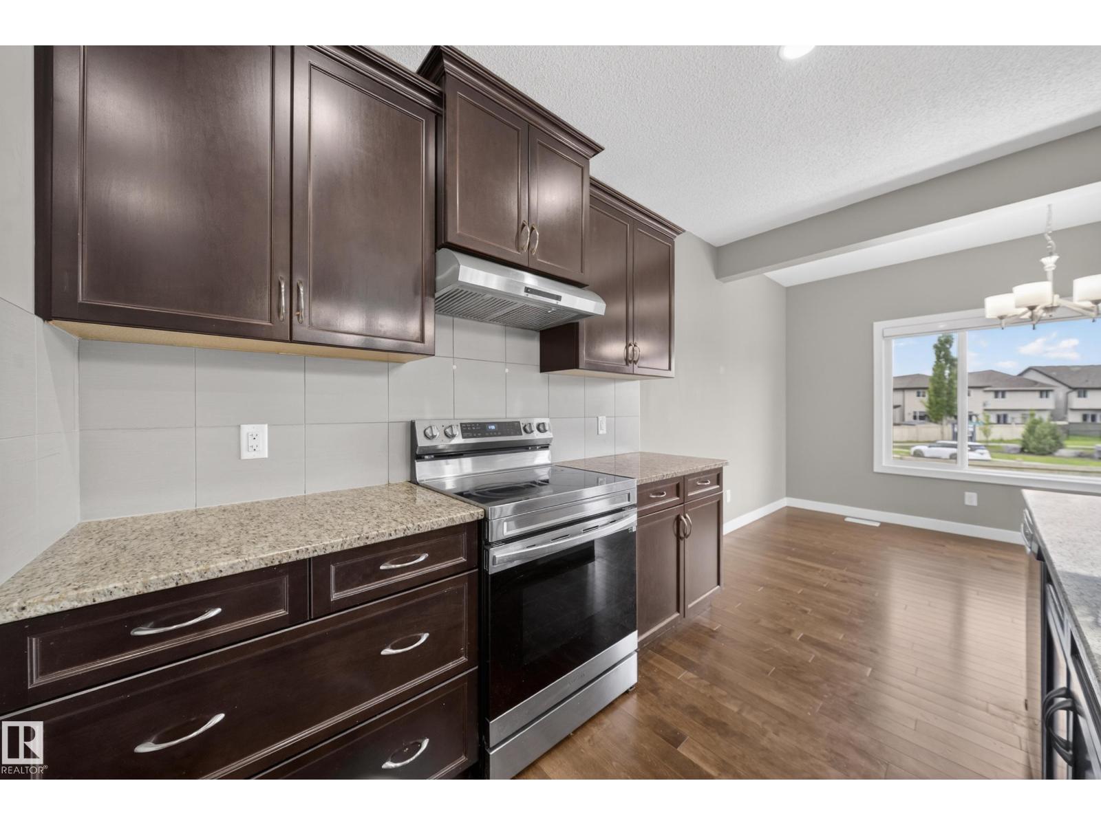 3639 15A ST NW - 20