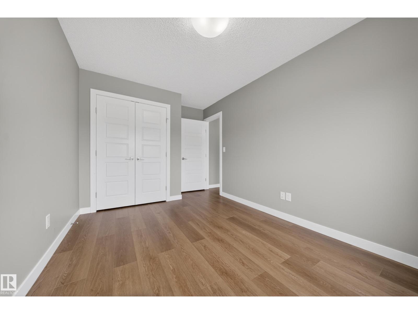 3639 15A ST NW - 38
