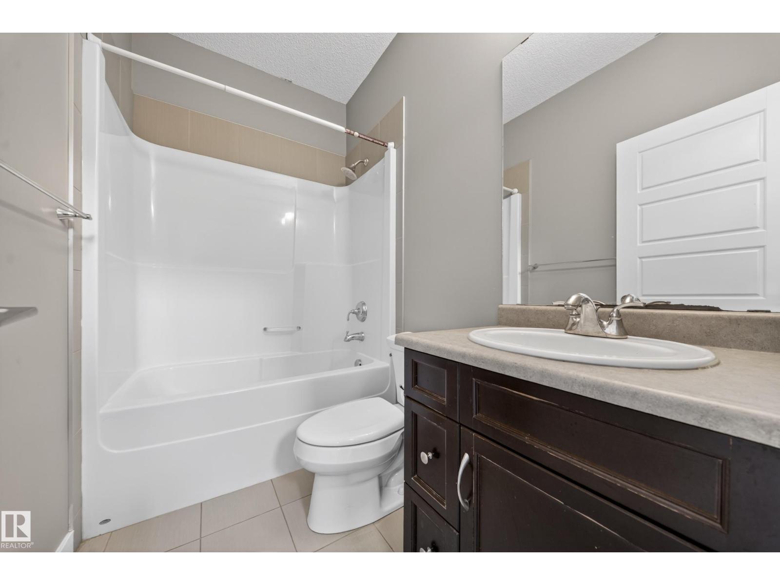3639 15A ST NW - 6