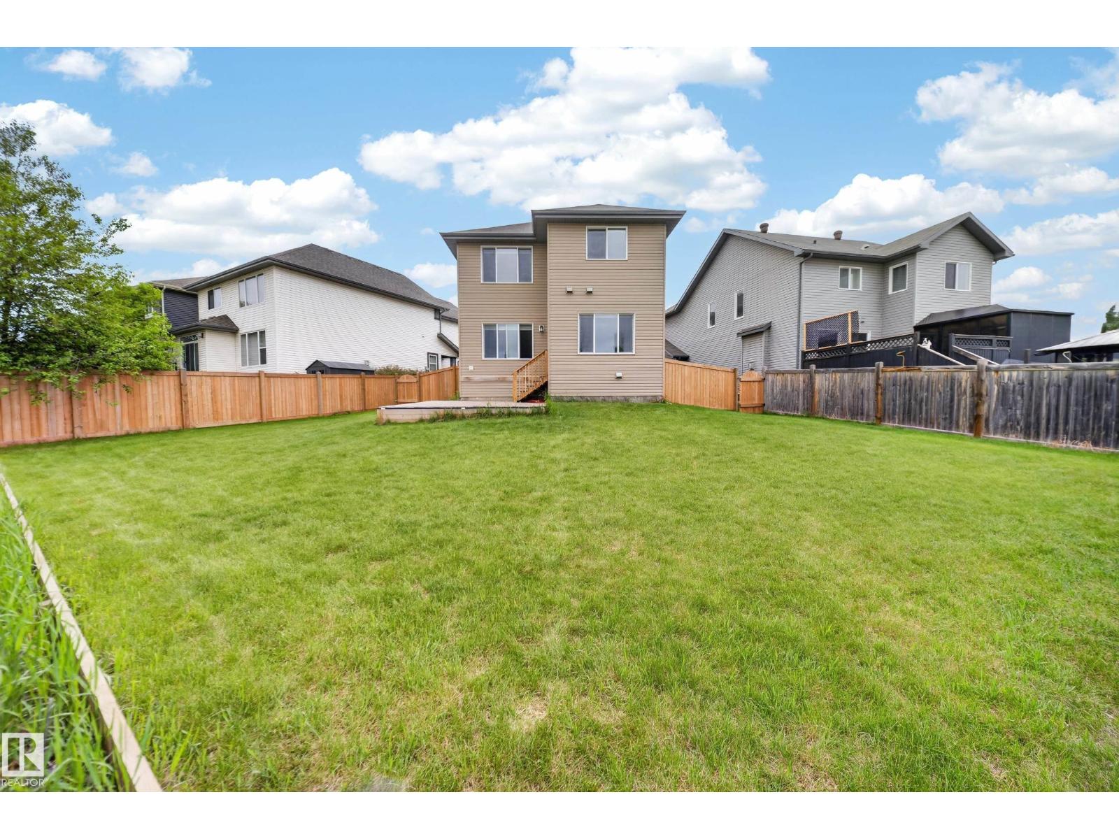 3639 15A ST NW - 68