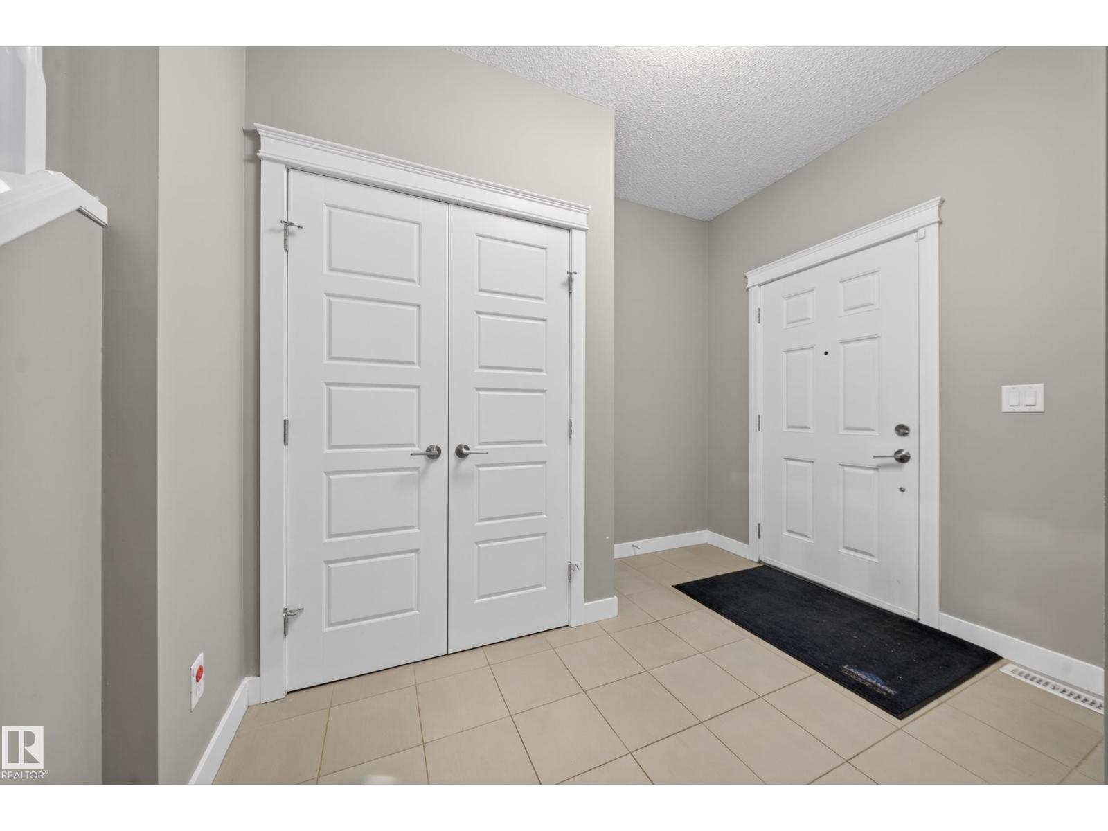 3639 15A ST NW - 7