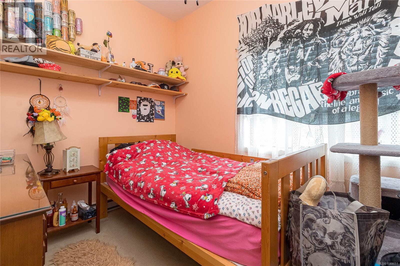 851 Breakwater Rd - 24