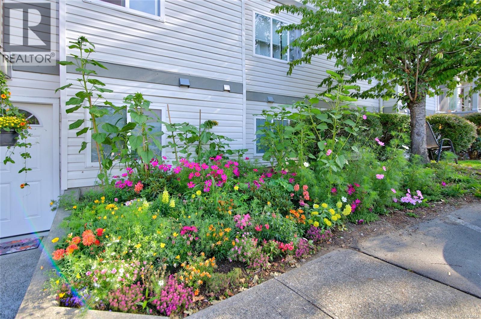 #2 840 Braidwood Rd - Image 12