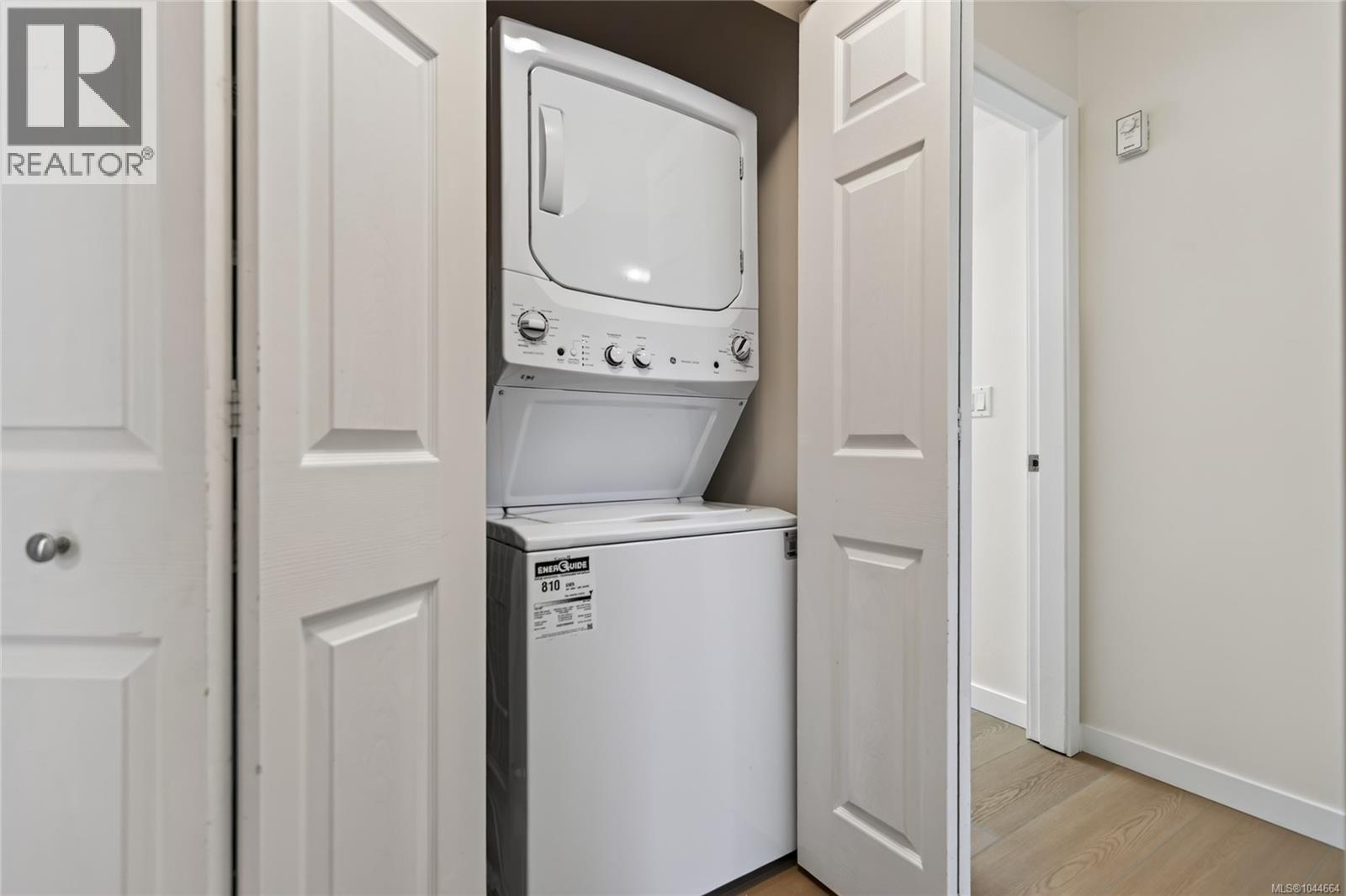 #2 840 Braidwood Rd - 9