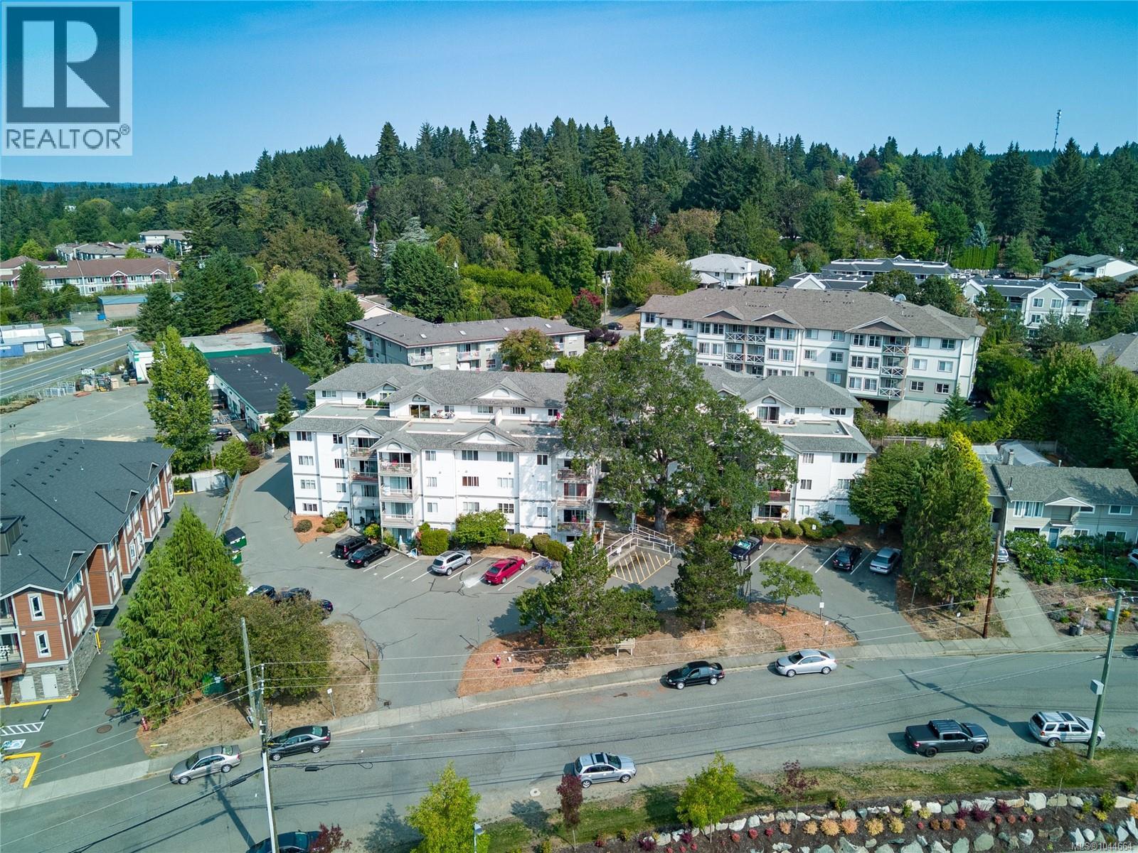 #2 840 Braidwood Rd - Image 13