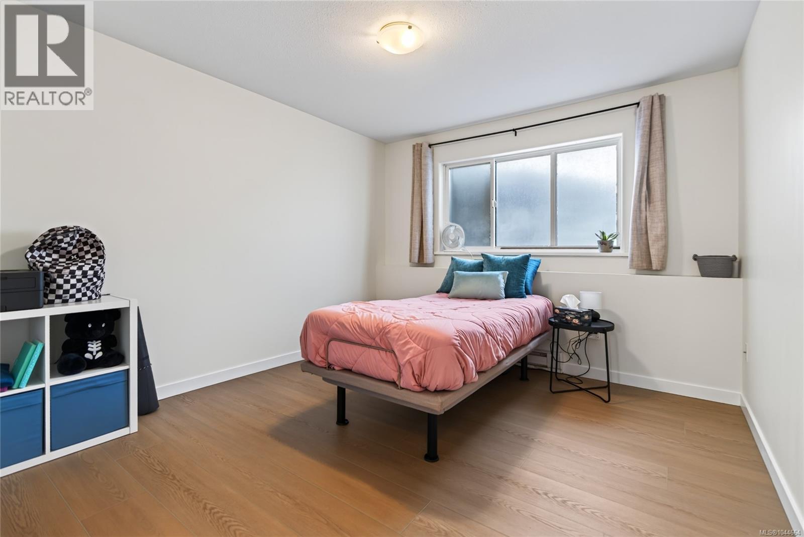 #2 840 Braidwood Rd - Image 6