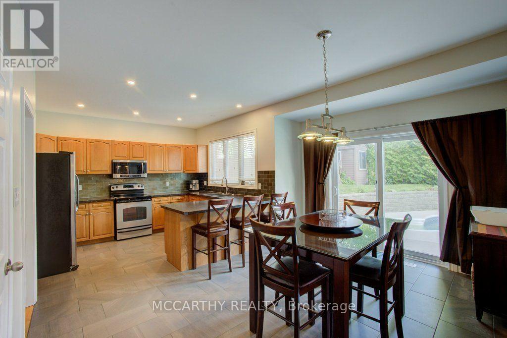 423 OLD VILLAGE LANE - 21