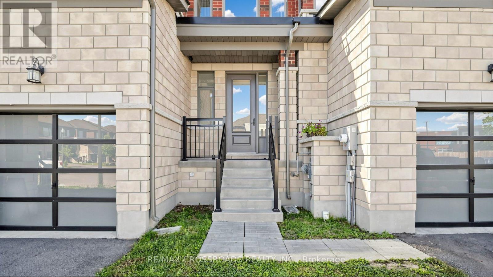 184 HUNTINGFORD TRAIL - 4