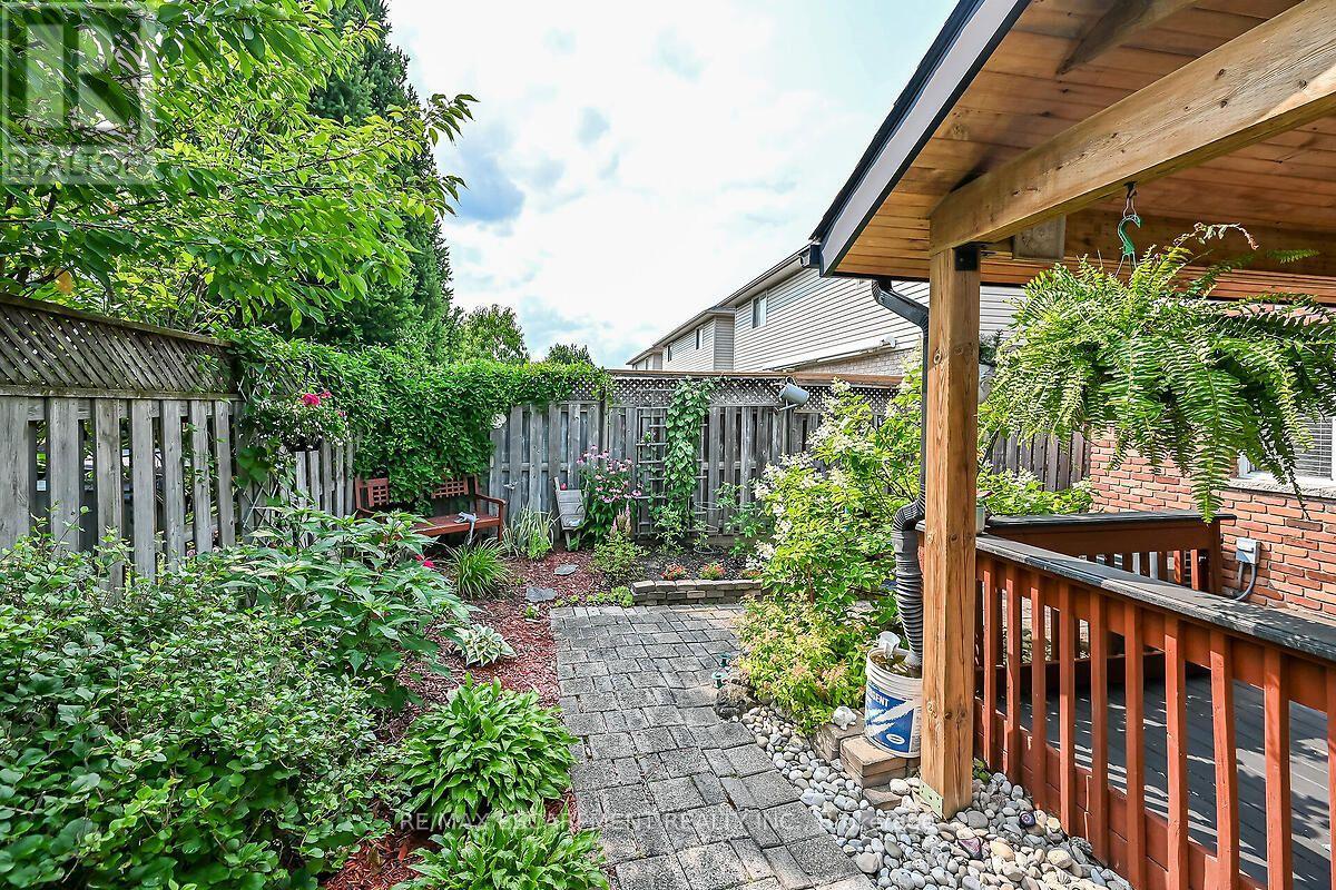 25 ERIC BURKE COURT - 48