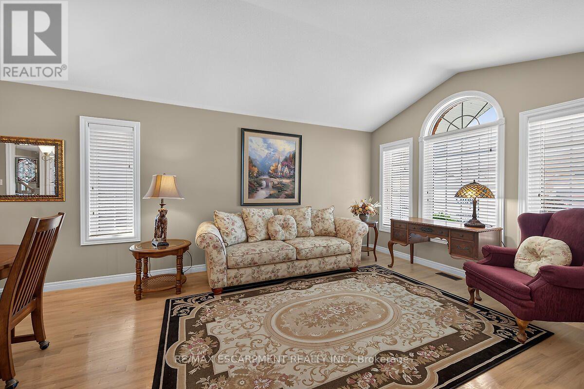 25 ERIC BURKE COURT - 5