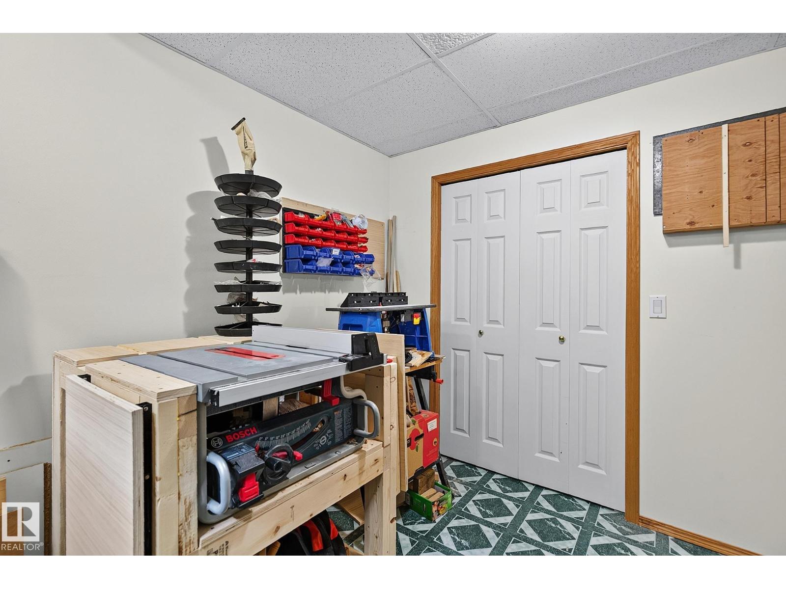 385 MEADOWVIEW TC - 43