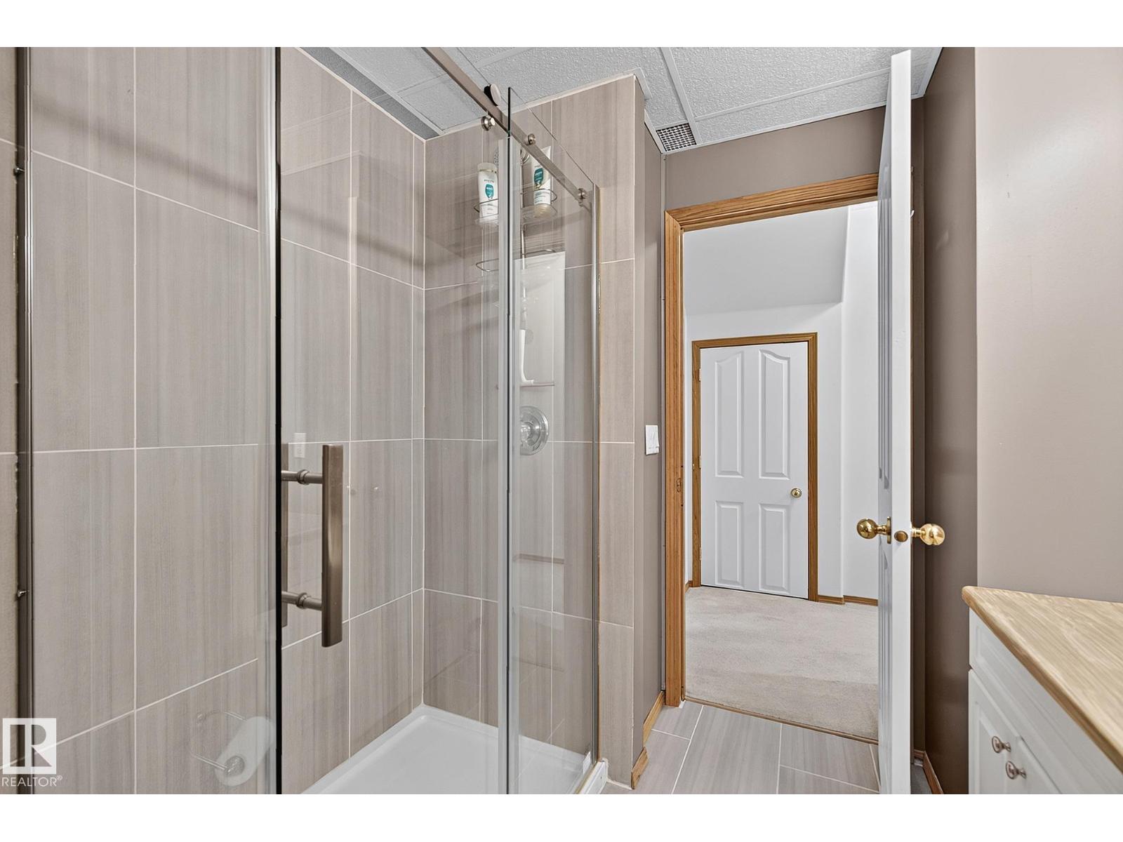 385 MEADOWVIEW TC - Image 44