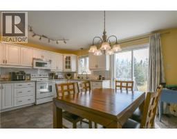 33 De La Baie Street, Maisonnette, NB E8N2A9 Photo 13