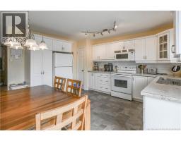 33 De La Baie Street, Maisonnette, NB E8N2A9 Photo 15