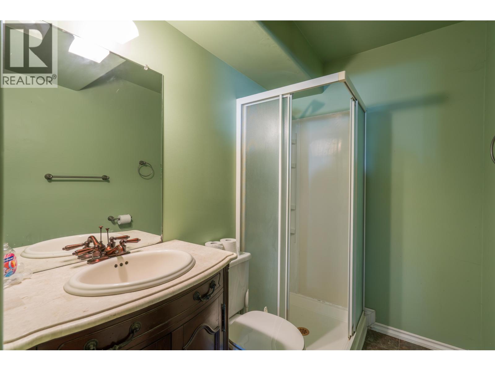 2099 MACDONALD AVENUE, Prince George