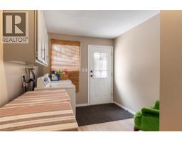 1961 16 Street Ne, Salmon Arm, BC V1E3Z8 Photo 19