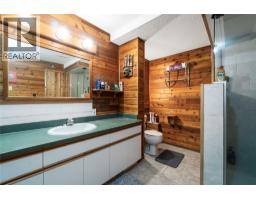 1961 16 Street Ne, Salmon Arm, BC V1E3Z8 Photo 37