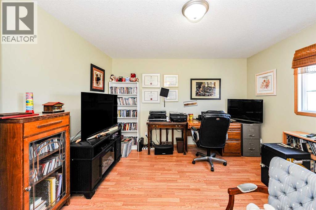 4009 69A Street Close - 25