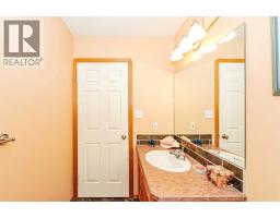 4009 69a Street Close, Camrose, AB T4V4X9 Photo 22