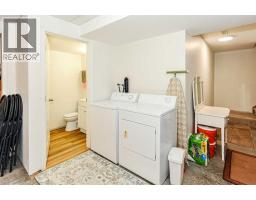4009 69a Street Close, Camrose, AB T4V4X9 Photo 31
