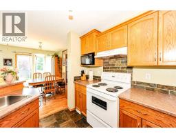 4009 69a Street Close, Camrose, AB T4V4X9 Photo 10