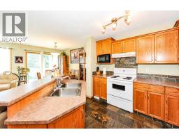 4009 69a Street Close, Camrose, AB T4V4X9 Photo 11