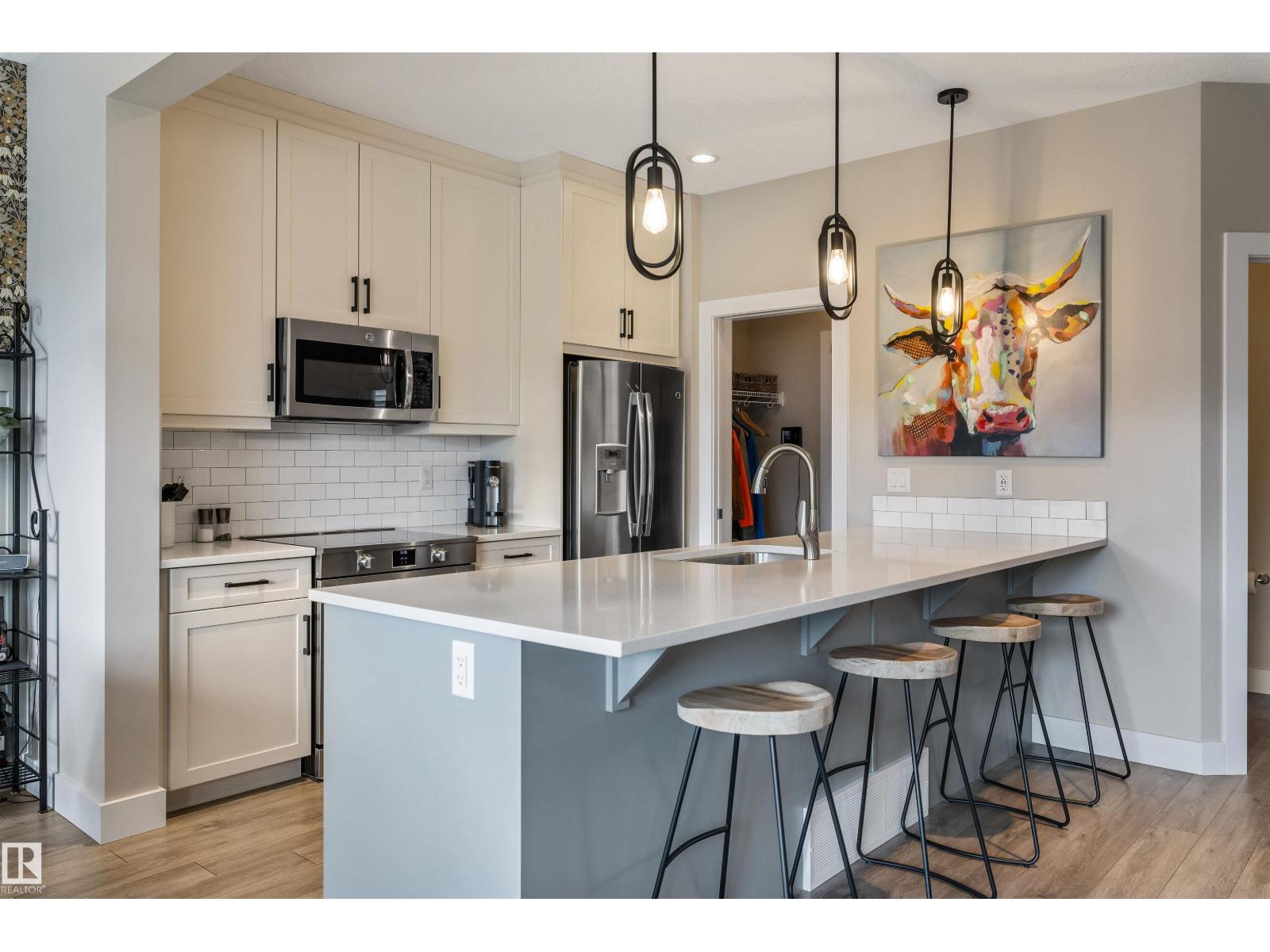 12833 205 ST NW - 7