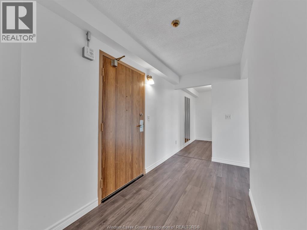 #505 3950 WYANDOTTE STREET EAST - 2