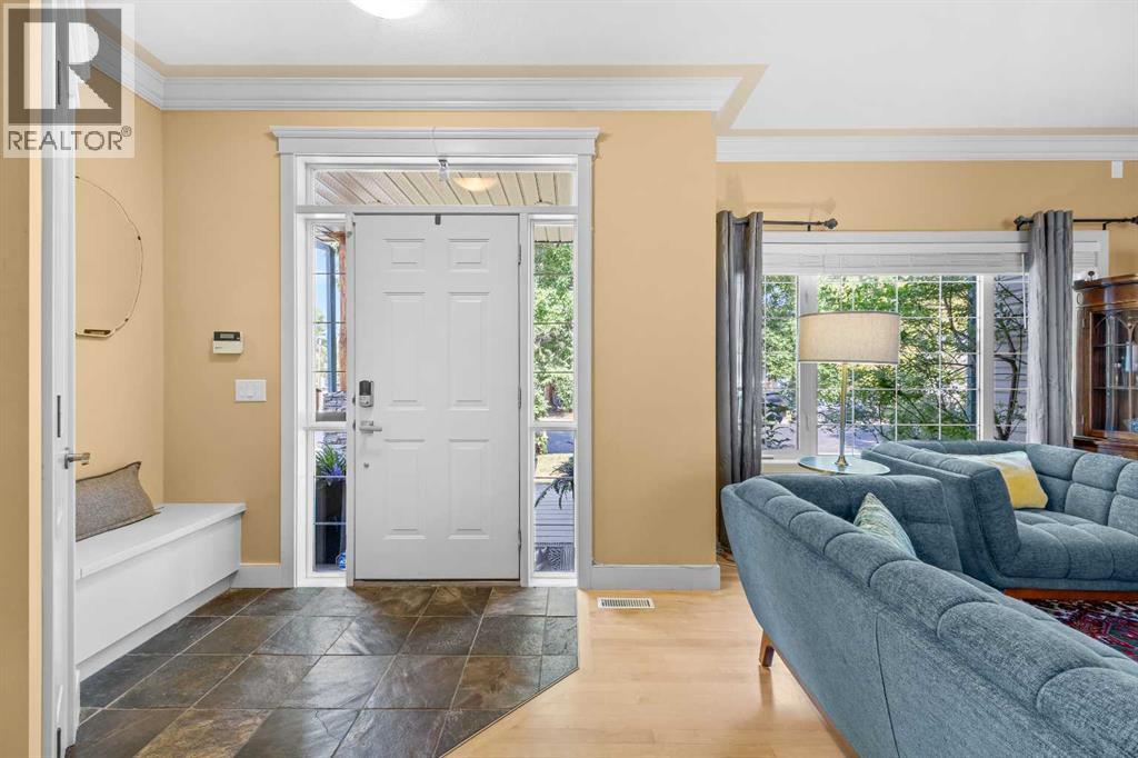 301 29 Avenue NE - Image 3