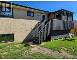 21 Pan Am Street, Swan Hills, AB T0G2C0 Photo 20