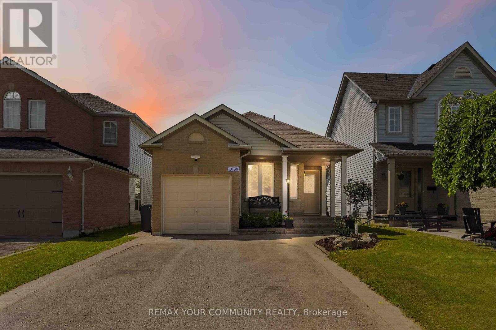 1038 GRANDLEA COURT - 2