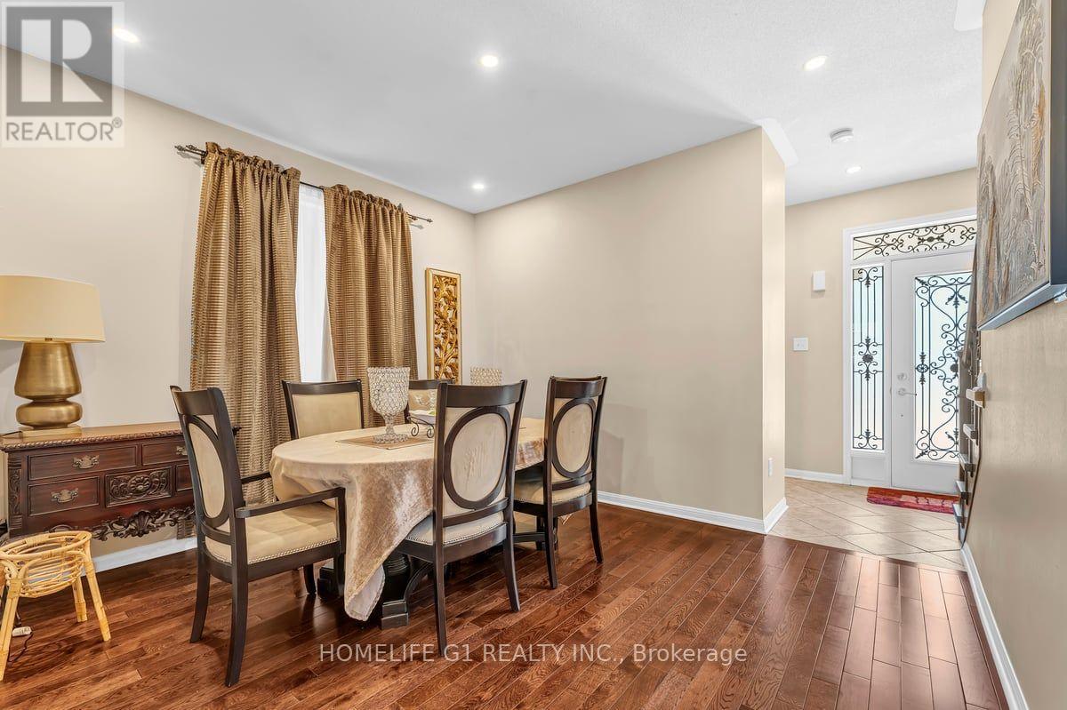 889 CHALLINOR TERRACE - 7