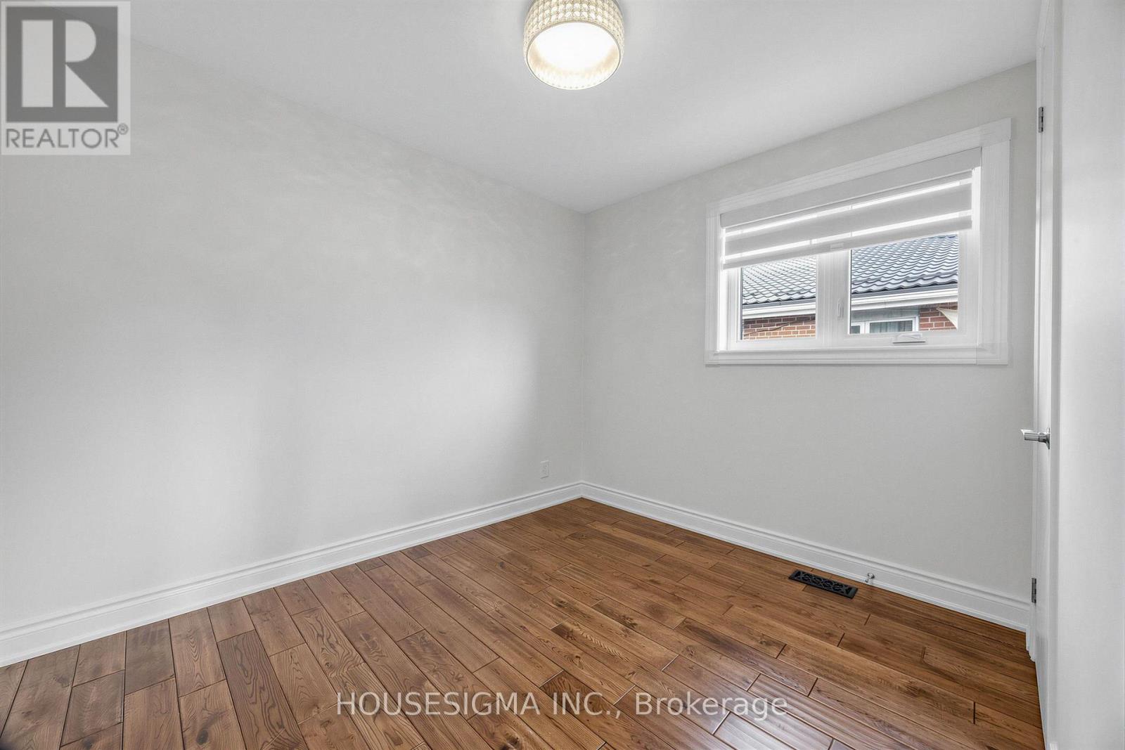 61 RUTHMAR CRESCENT - 15