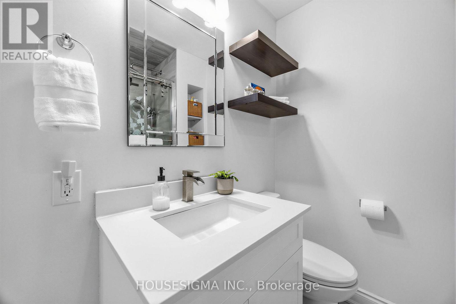 61 RUTHMAR CRESCENT - 17