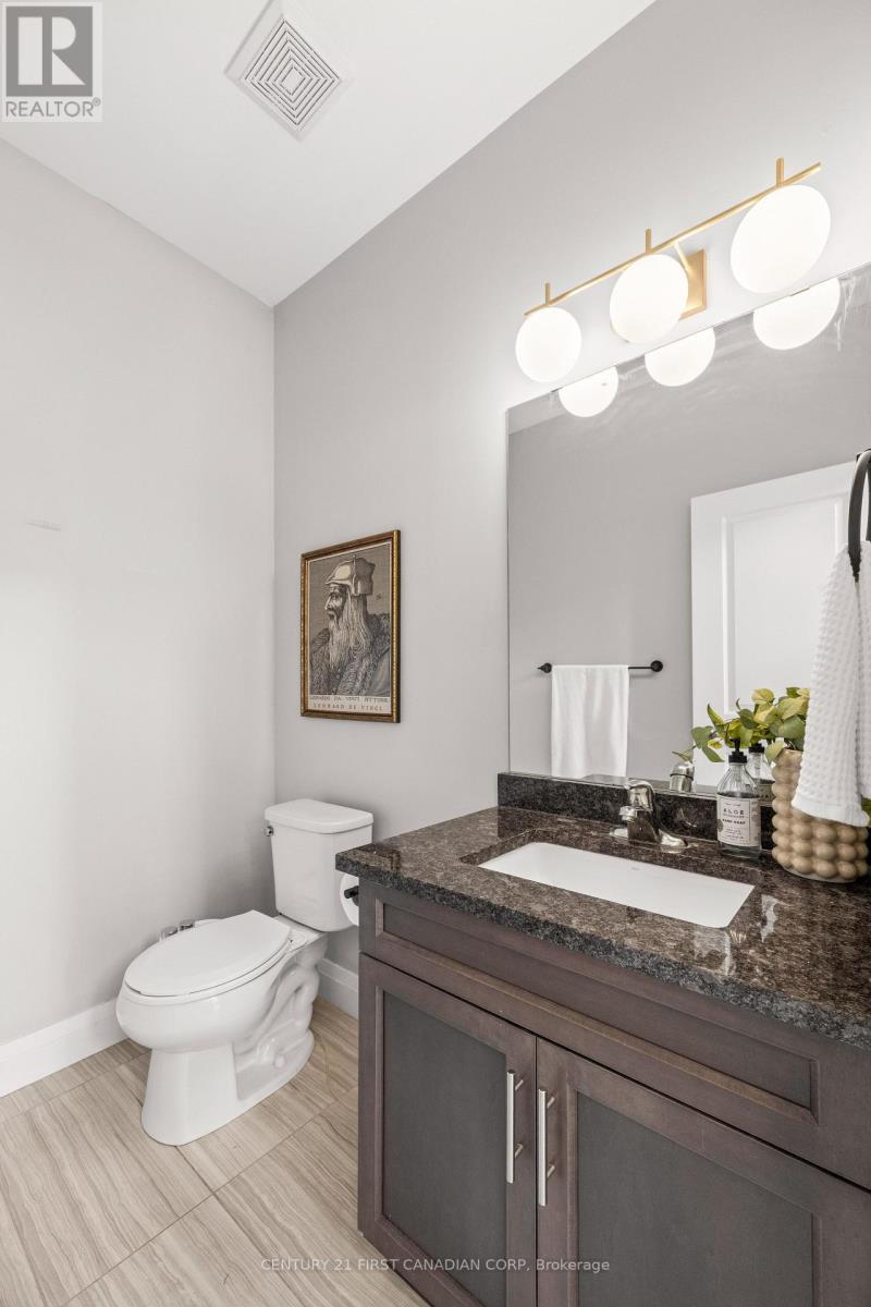 753 SUPERIOR DRIVE - Image 15