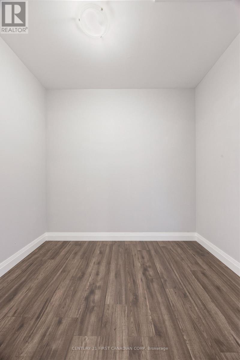 753 SUPERIOR DRIVE - Image 22