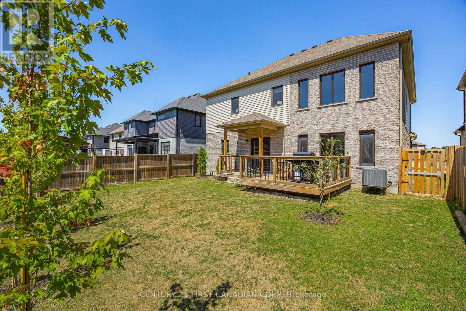 753 SUPERIOR DRIVE - Image 38
