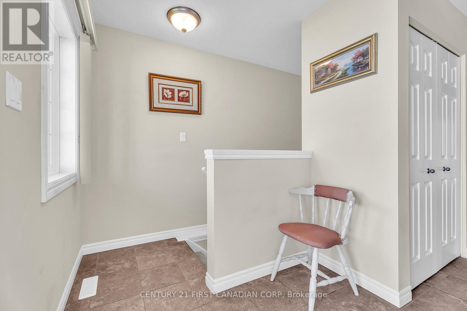 3191 SINGLETON AVENUE - 29