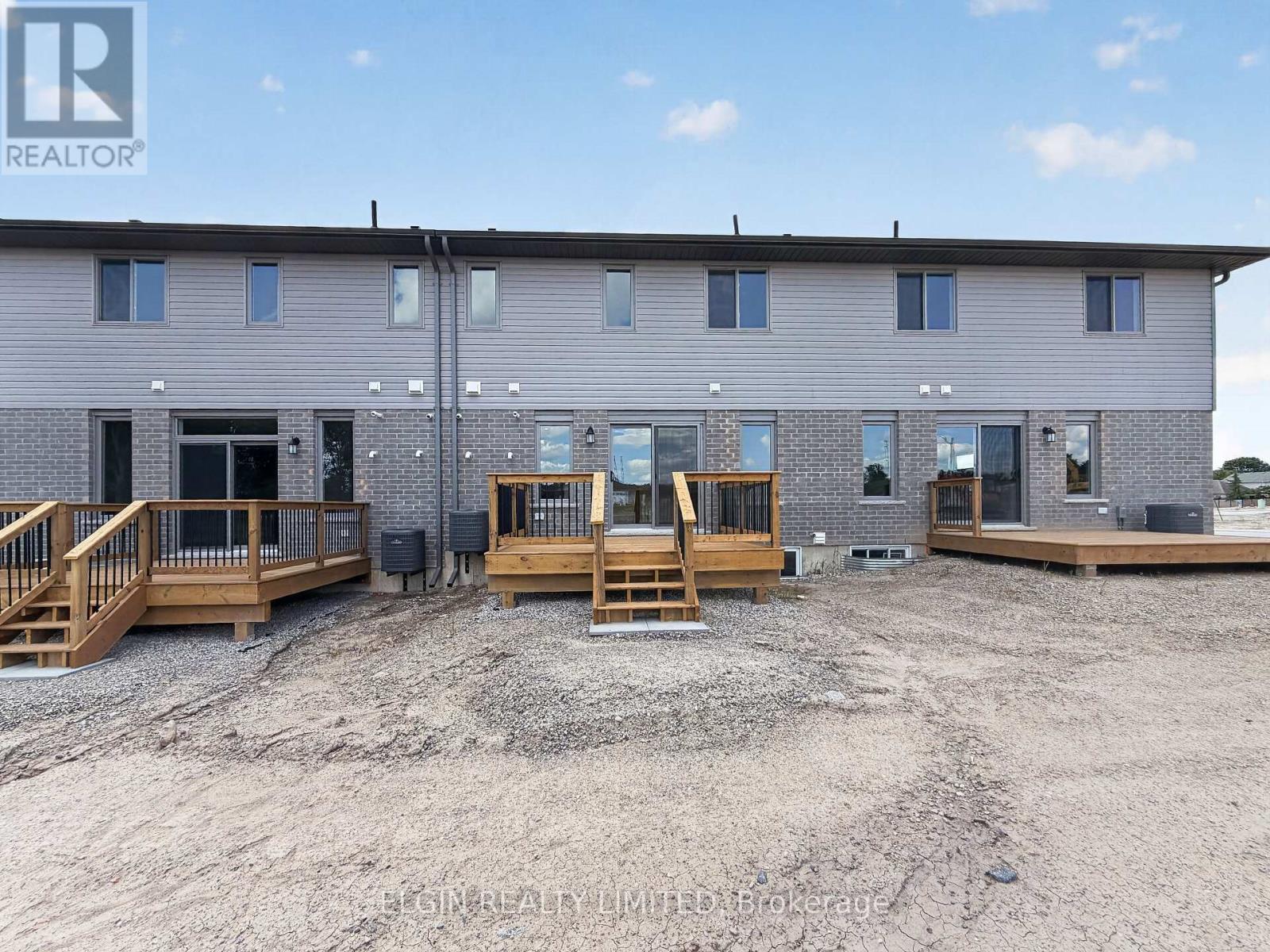 38 FINCH STREET - 27