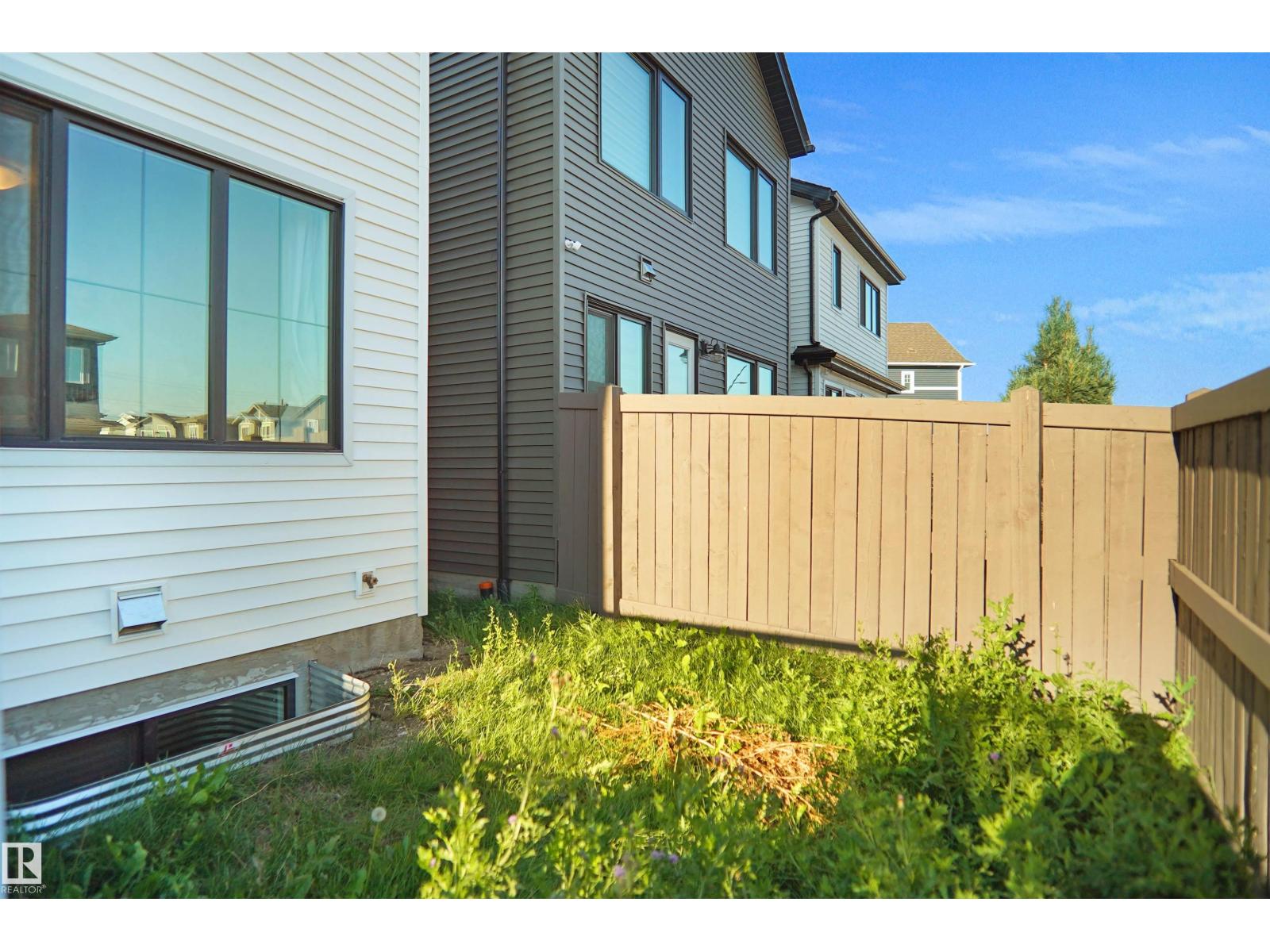 #42 19904 31 AV NW - Image 24