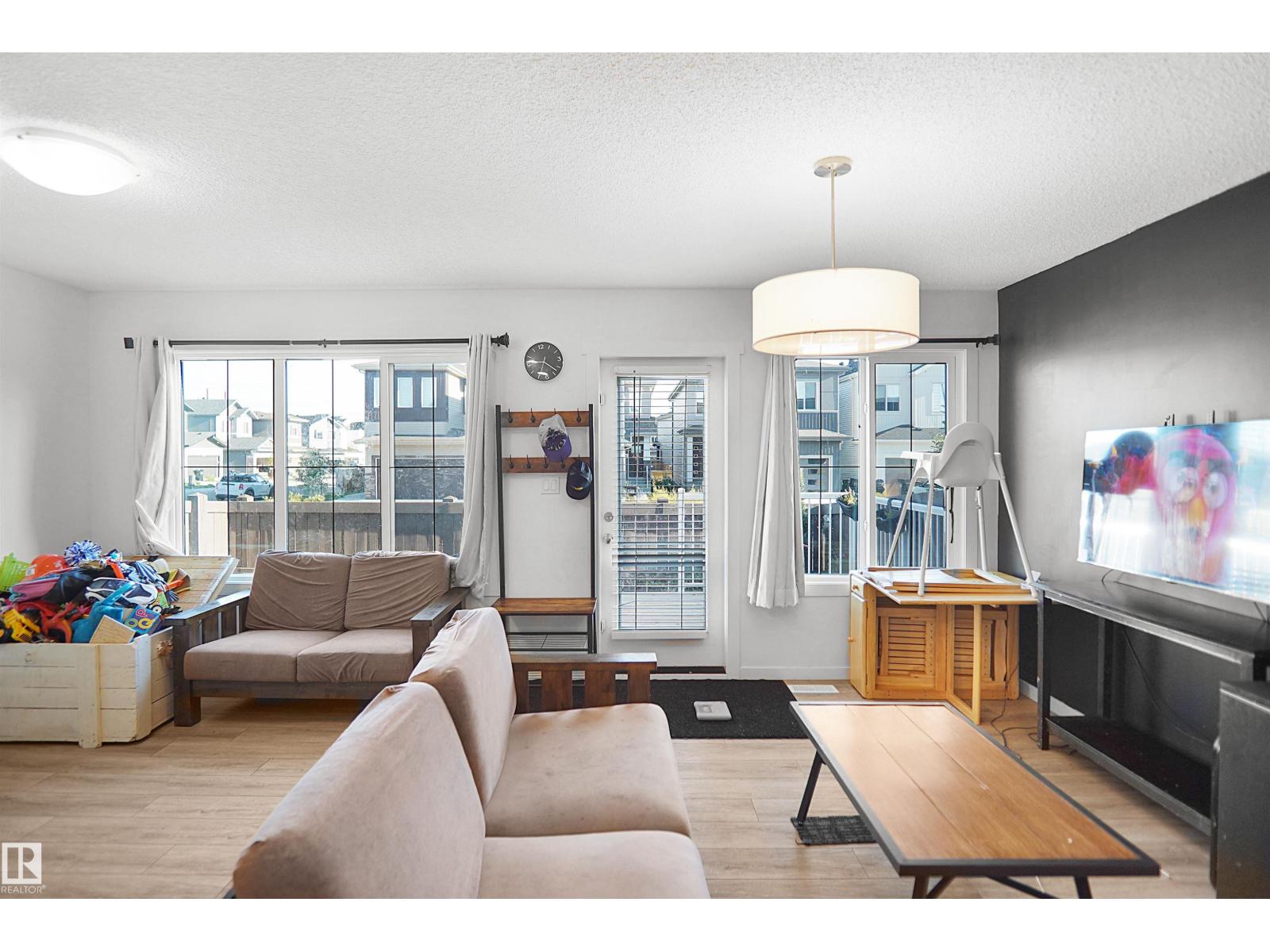 #42 19904 31 AV NW - 17