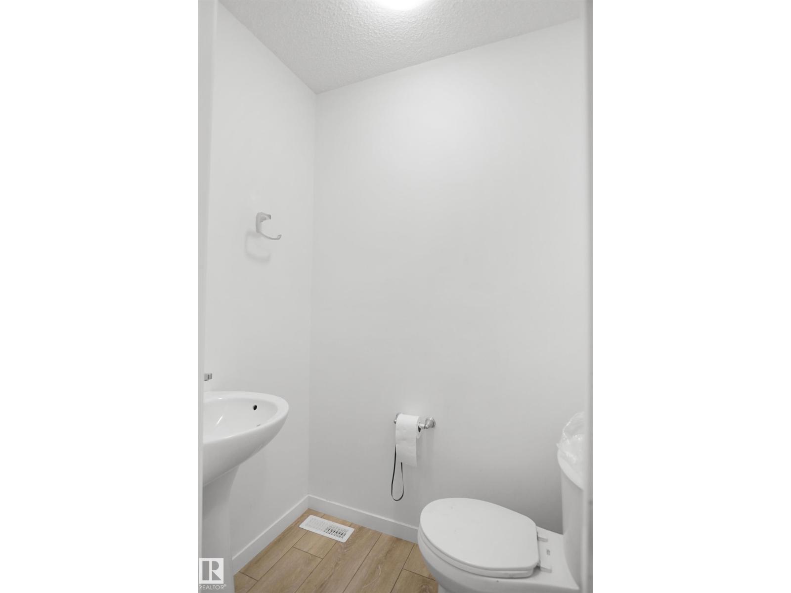 #42 19904 31 AV NW - 6