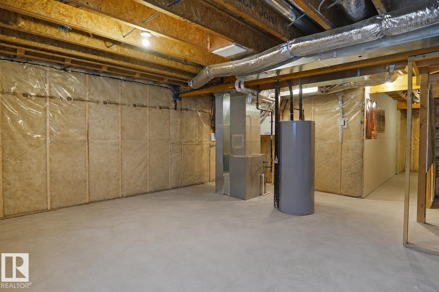 #42 19904 31 AV NW - 39