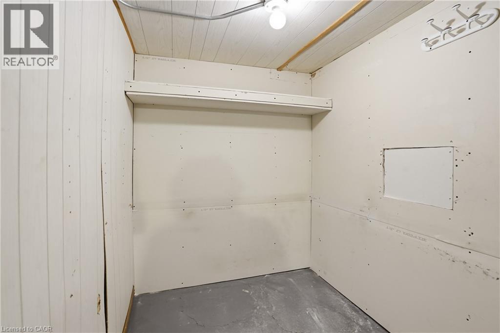 43 CAMERON Avenue N - 21