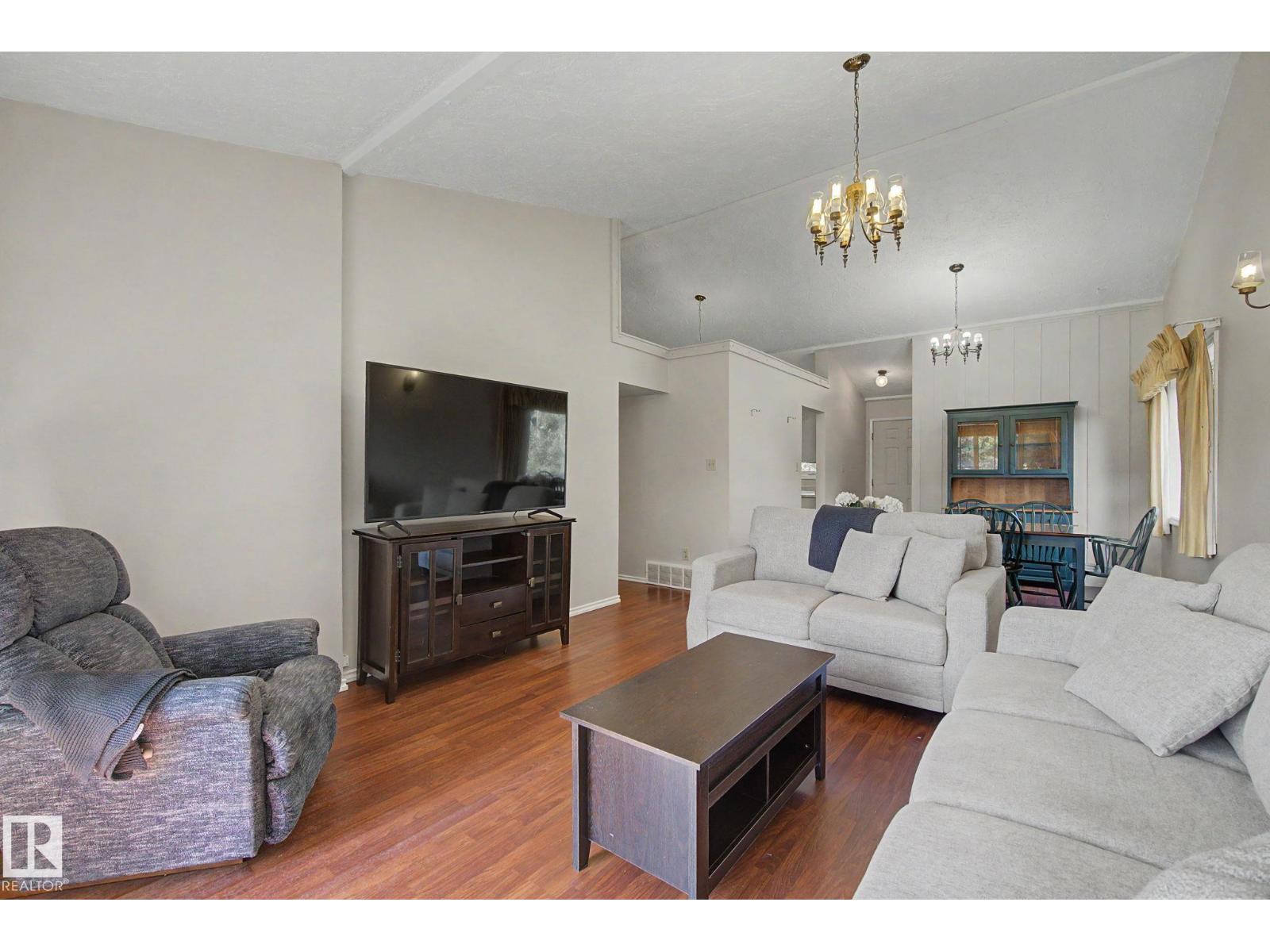 2211 MILLBOURNE RD W NW - 15