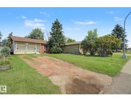 Bedroom 3 - 2211 Millbourne Rd W Nw, Edmonton, AB T6K0Y3 Photo 7