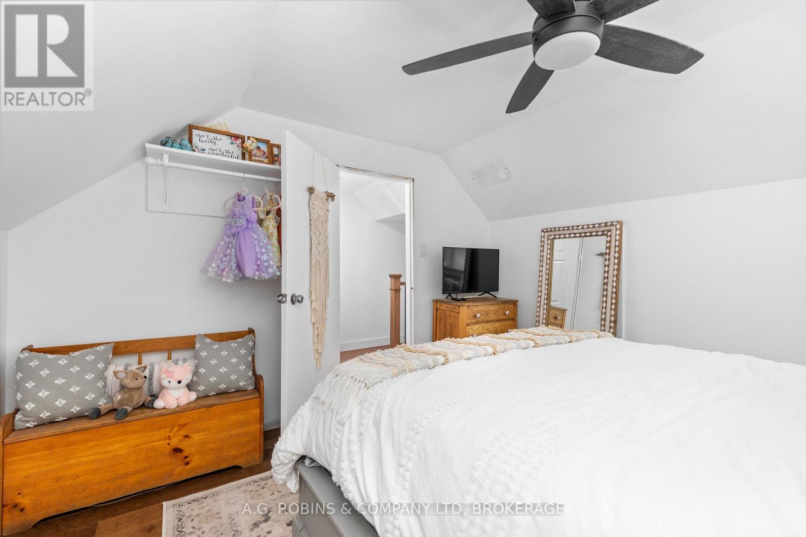 972 SILVER BAY ROAD - Image 30